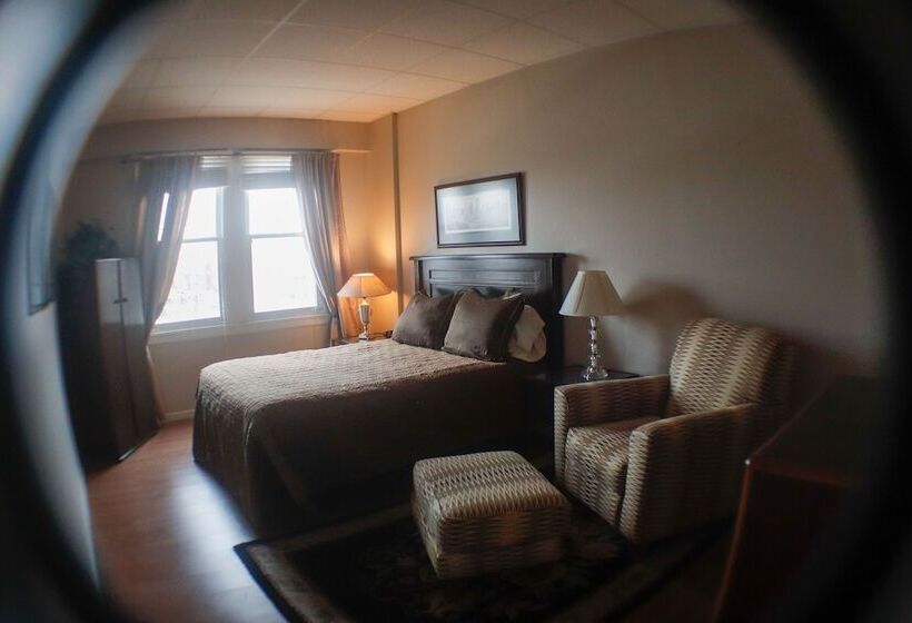 فندق Fountain View Inn