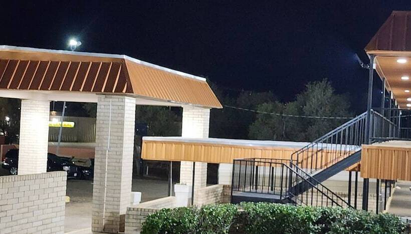 Motel 6 Borger, Tx Boom Town