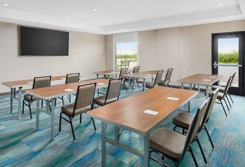 בית מלון כפרי Home2 Suites By Hilton Lake Mary Orlando