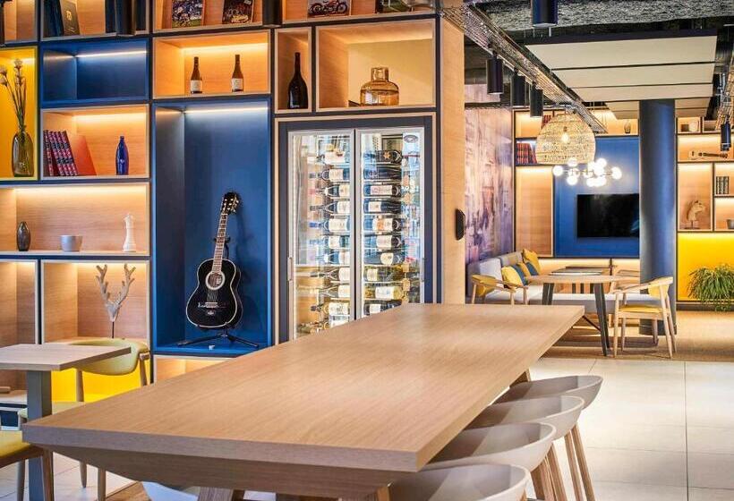 בית מלון כפרי Ibis Saint Paul Trois Chateaux