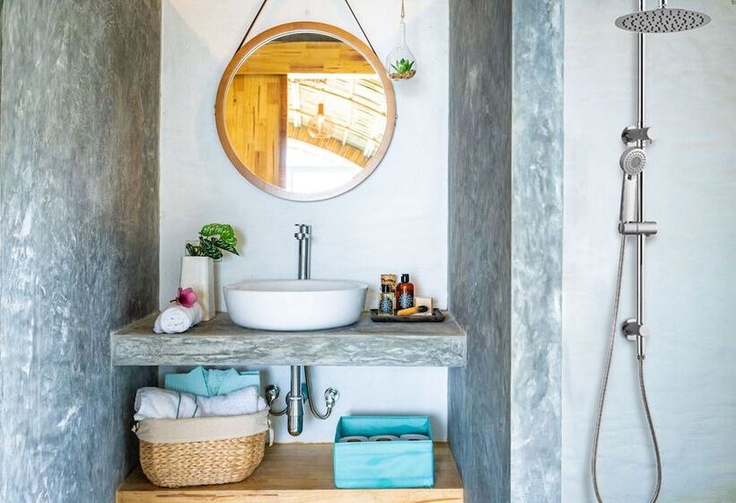 Отель Jaiyen Eco Resort