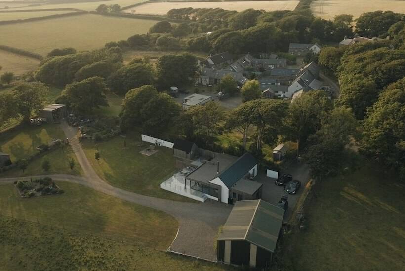 酒店 Lovely 1 Bed Lodge In Haverfordwest With Views