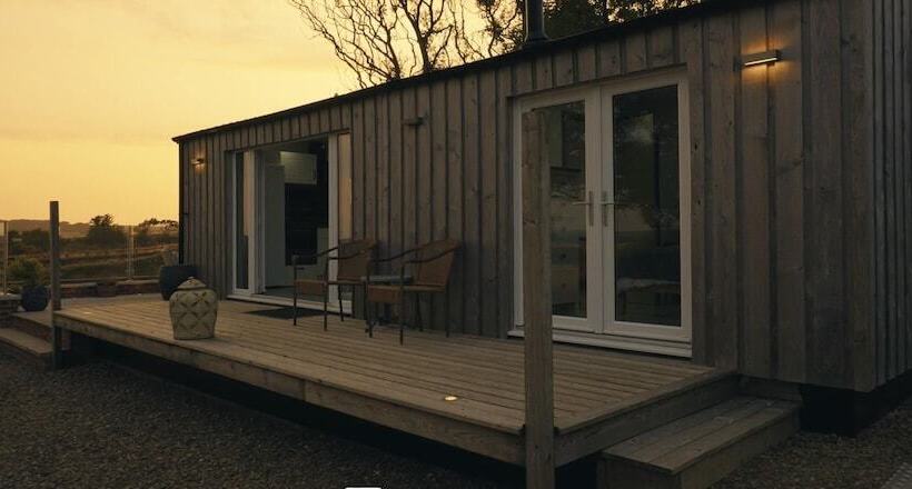 בית מלון כפרי Lovely 1 Bed Lodge In Haverfordwest With Views