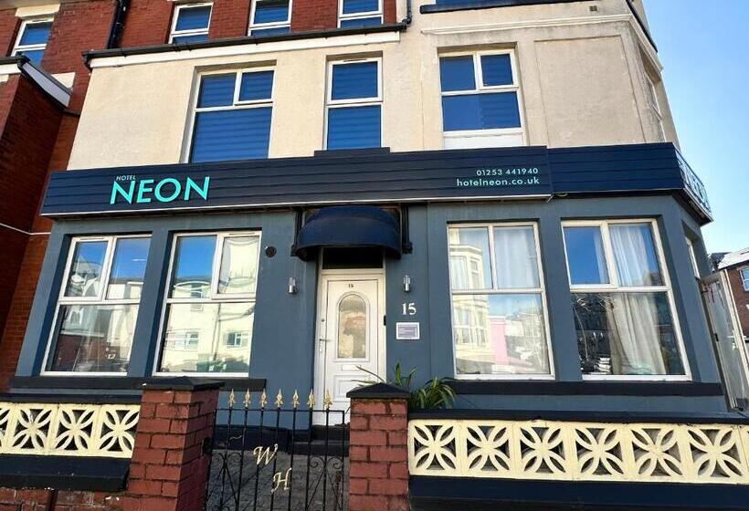 فندق Neon