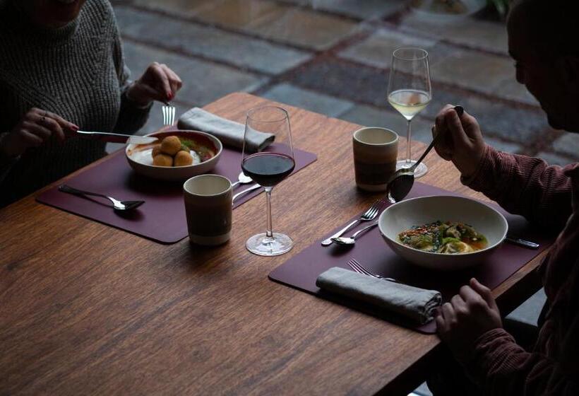 酒店 Nine Dots Azorean Art Boutique