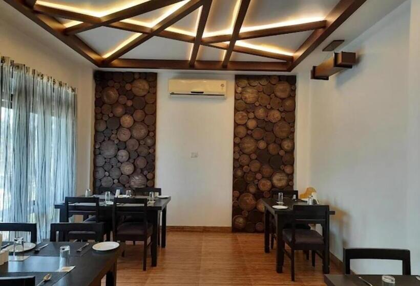 בית מלון כפרי Padmini Resorts