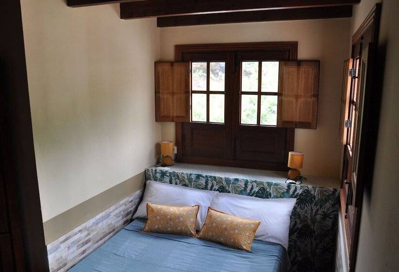 田舎風ホテル Agriturismo Oasis Hill