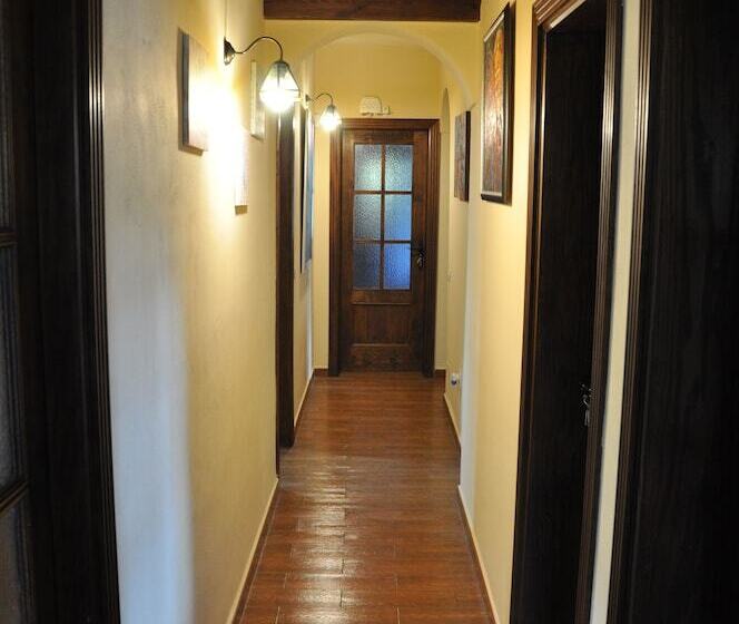 田舎風ホテル Agriturismo Oasis Hill