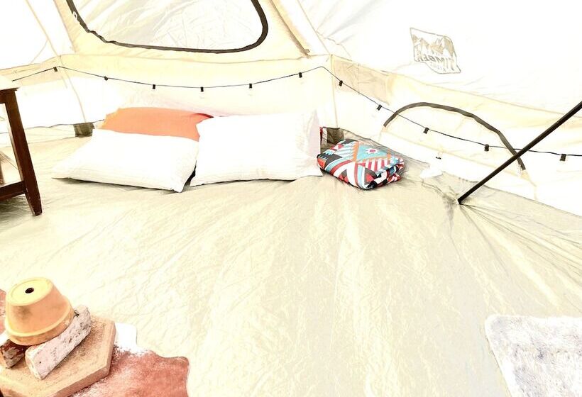 בית מלון כפרי Beysicair Tents & Campground