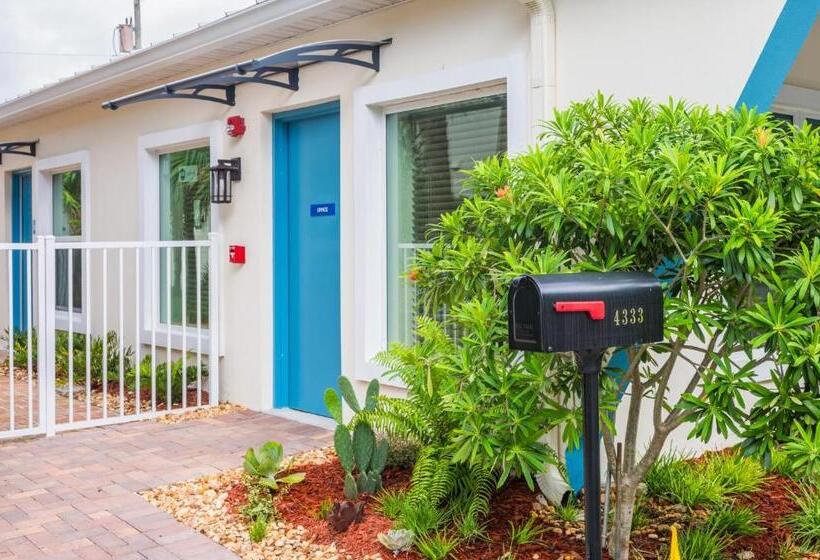 בית מלון כפרי Seaside Villas