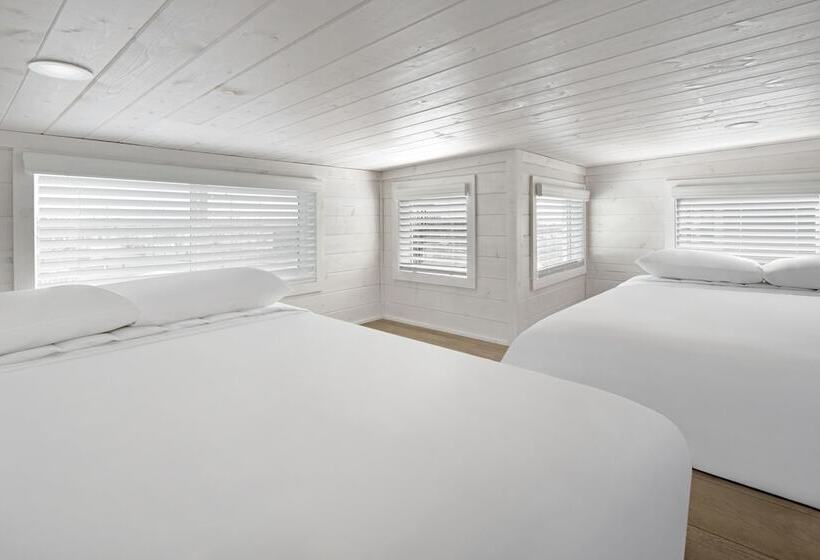 Отель Sun Outdoors San Diego Bay