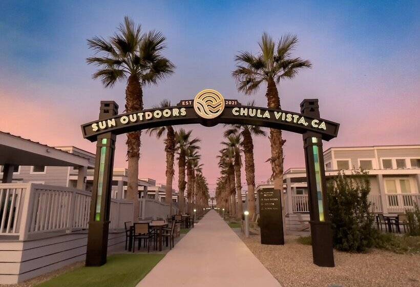 Отель Sun Outdoors San Diego Bay