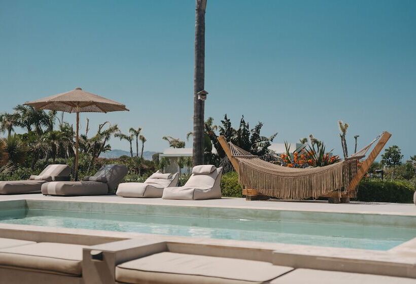 בית מלון כפרי Taf Beach Villas With Tesla