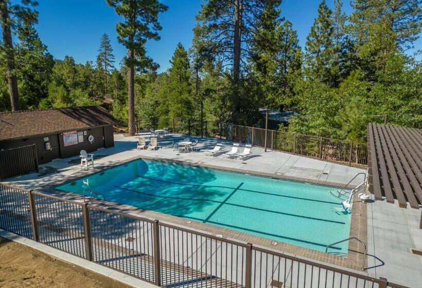 בית מלון כפרי Tahquitz Pines Retreat