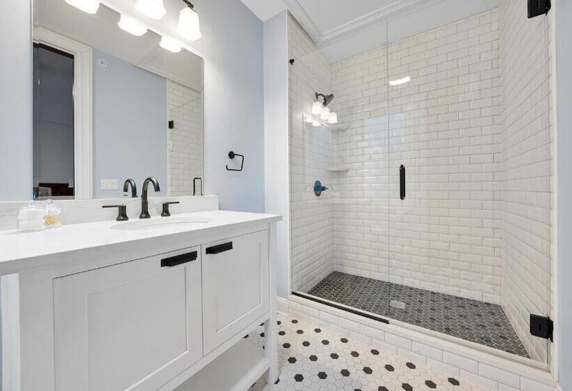 ホテル The Washington Boutique