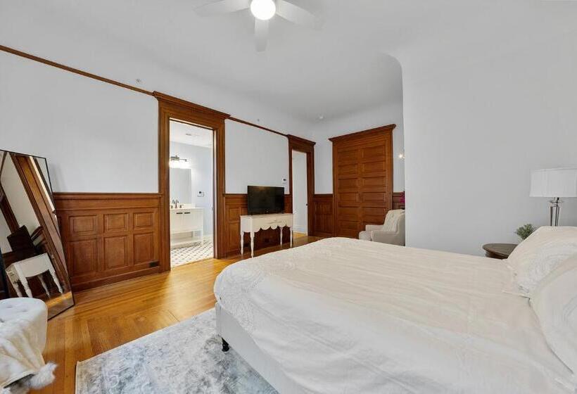 ホテル The Washington Boutique