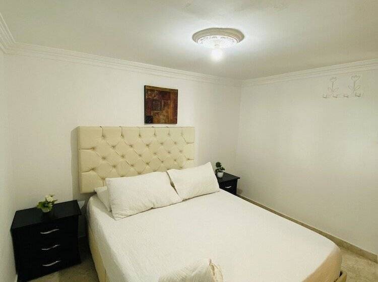 בית מלון כפרי West California