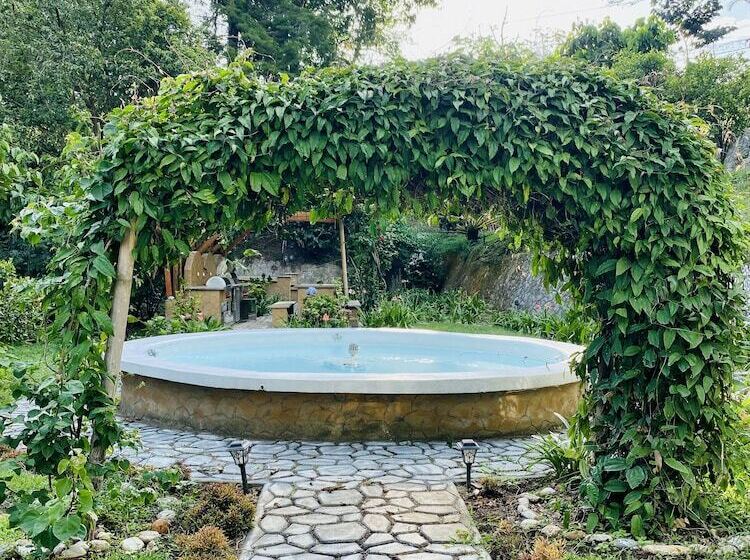 בית מלון כפרי West California