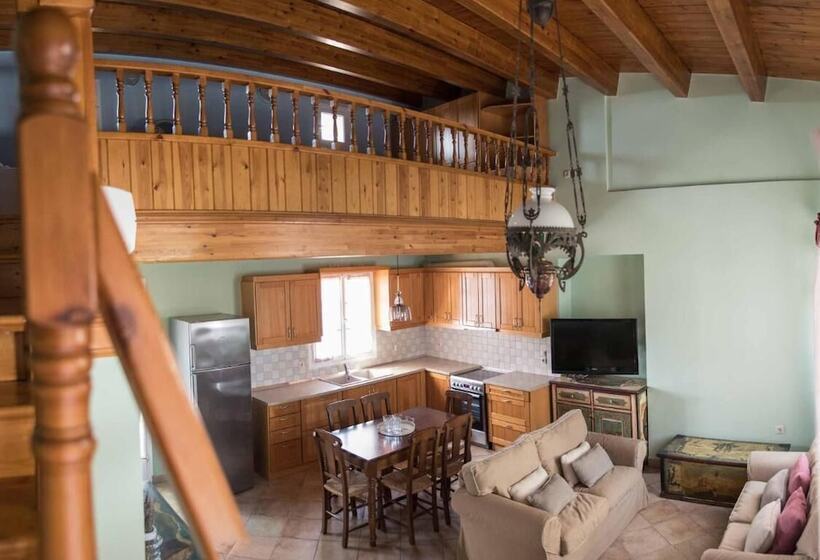 هتل Yiasemi Of Chios