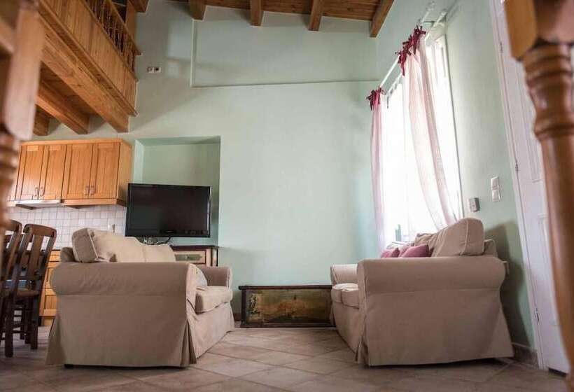 هتل Yiasemi Of Chios