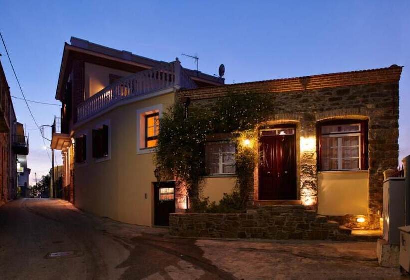 هتل Yiasemi Of Chios