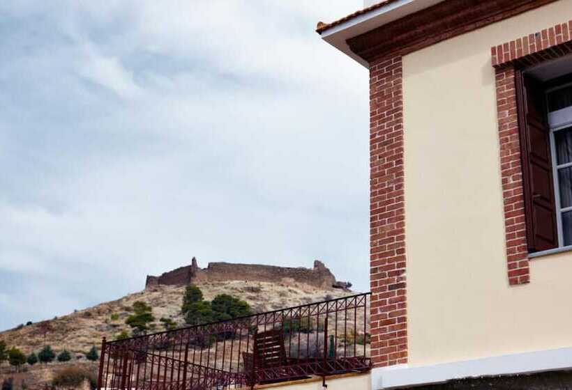 هتل Yiasemi Of Chios