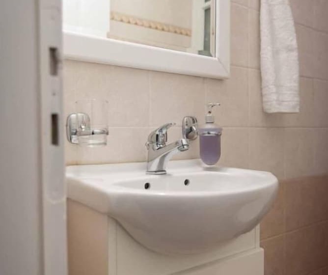 هتل Yiasemi Of Chios