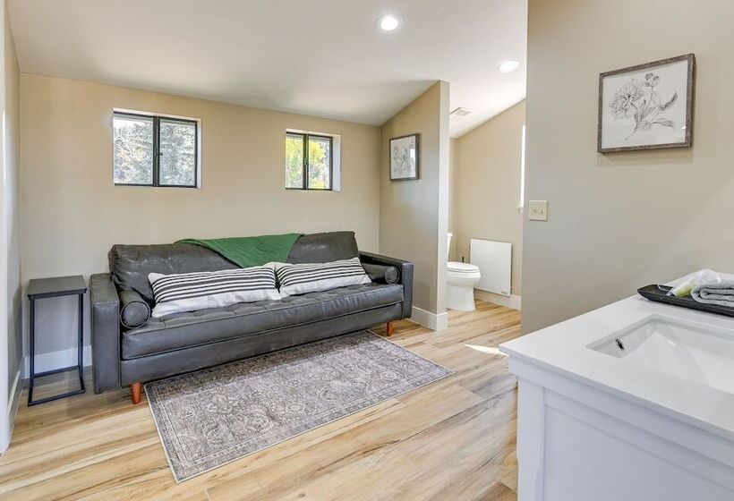 Idyllic Flagstaff Vacation Home: 3 Mi To Downtown!