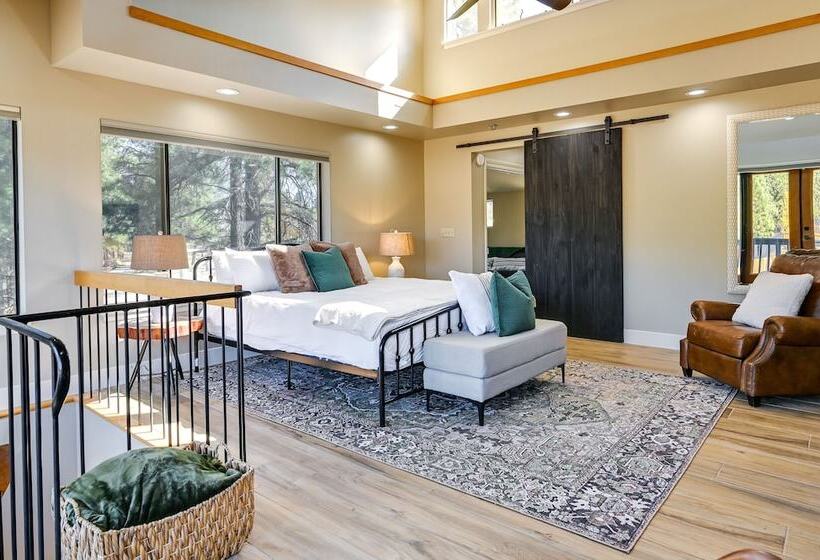 Idyllic Flagstaff Vacation Home: 3 Mi To Downtown!