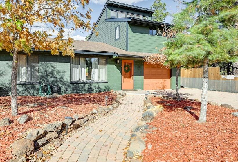 Idyllic Flagstaff Vacation Home: 3 Mi To Downtown!