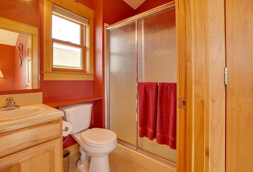 Granby Riverfront Cabin W/ Deck & Mountain View!
