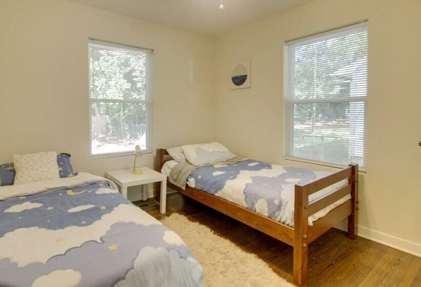 Dog Friendly Shelby Home W/ Private Yard & Hot Tub