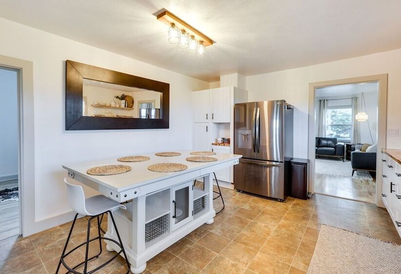 Klamath Falls Home On 189 Acres: Fire Pit & Grill!