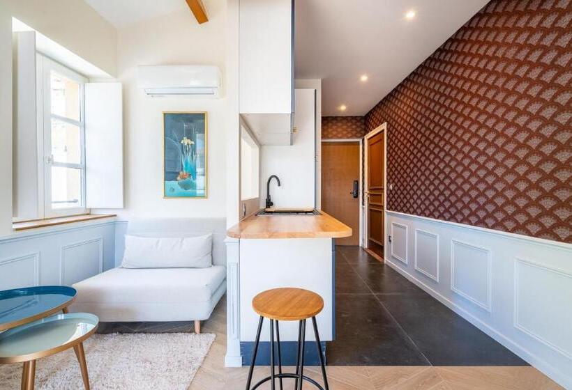 La Réserve De Salon De Provence