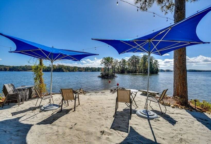 Lake Martin Retreat W/ Beach, Boat Dock + Fire Pit