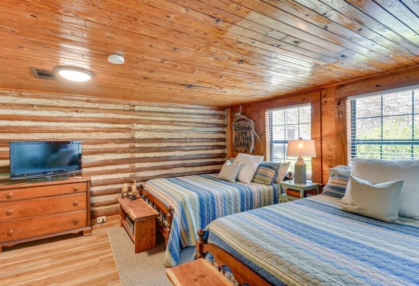 Lake Martin Retreat W/ Beach, Boat Dock + Fire Pit