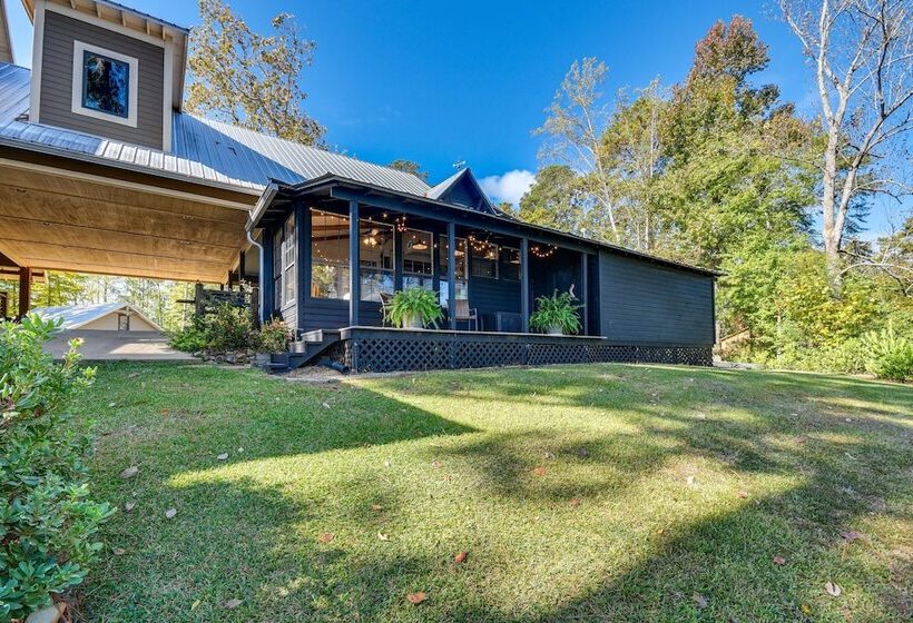 Lake Martin Retreat W/ Beach, Boat Dock + Fire Pit