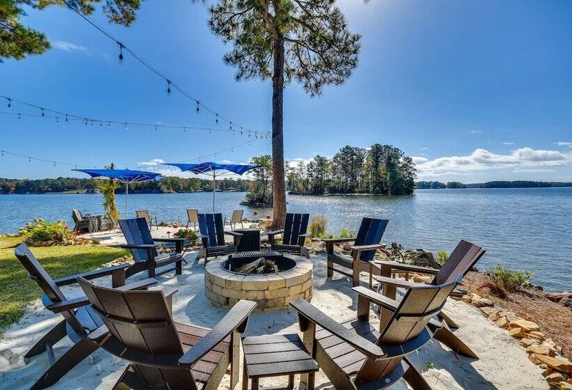 Lake Martin Retreat W/ Beach, Boat Dock + Fire Pit