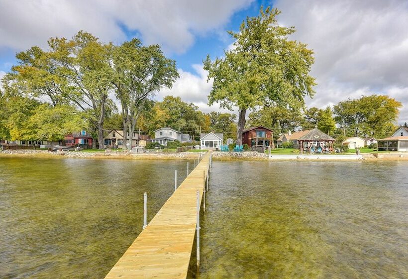 Lakefront Antioch Cottage W/ Dock & Gas Grill!