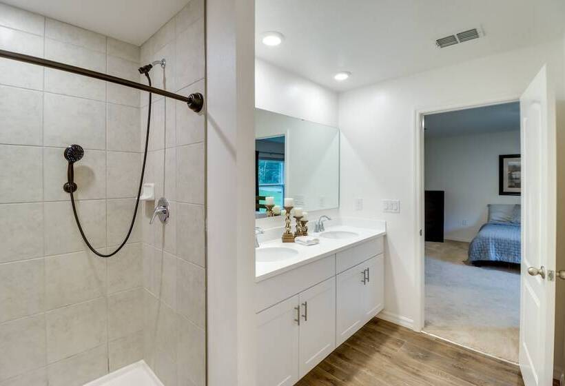 Laptop Friendly Citrus Springs Home Near Golfing!