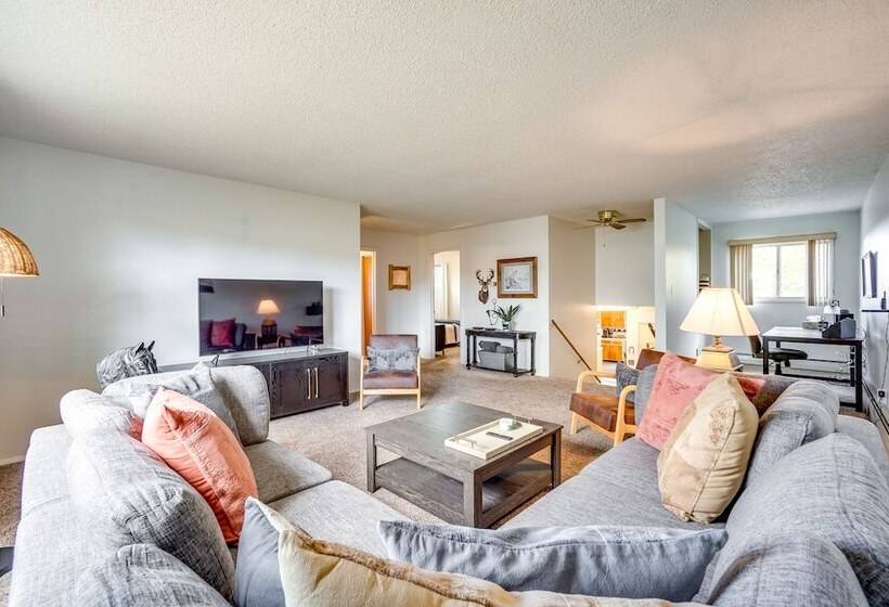 Laramie Vacation Rental: 3 Mi To Downtown!