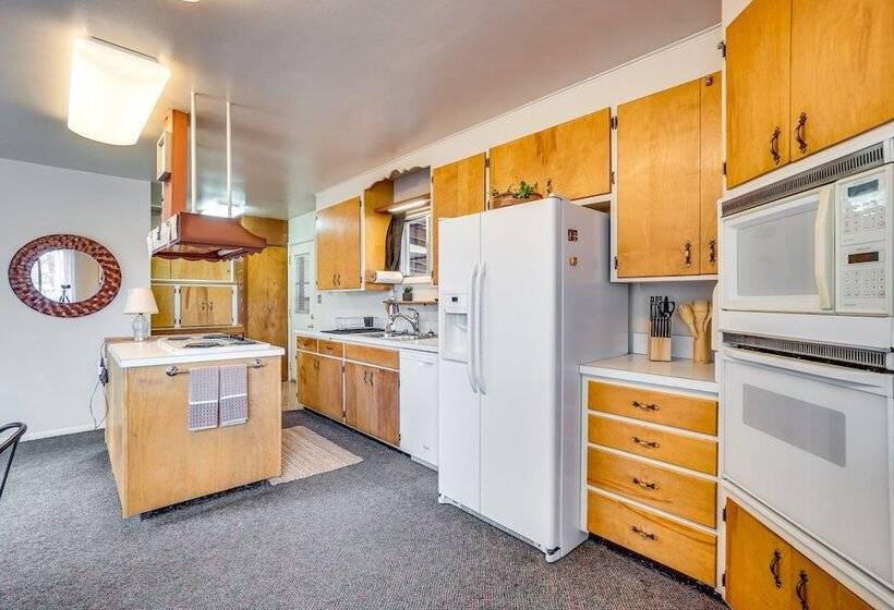 Laramie Vacation Rental: 3 Mi To Downtown!