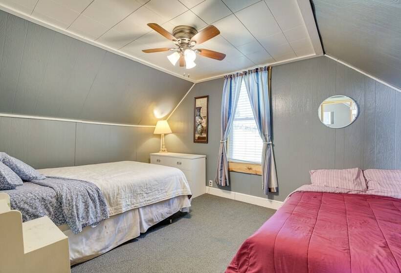 Lead Hideaway W/ Fireplace, Grill & Deck!