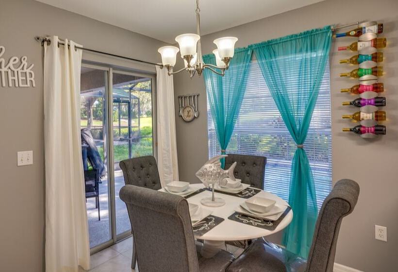 Private Pool: Family Home In Southern Dunes