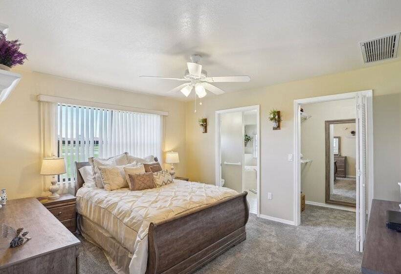 Luxurious Florida Home W/ Pool & Canal Access