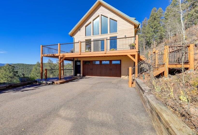 Conifer Haven: Hot Tub & Staunton State Park View