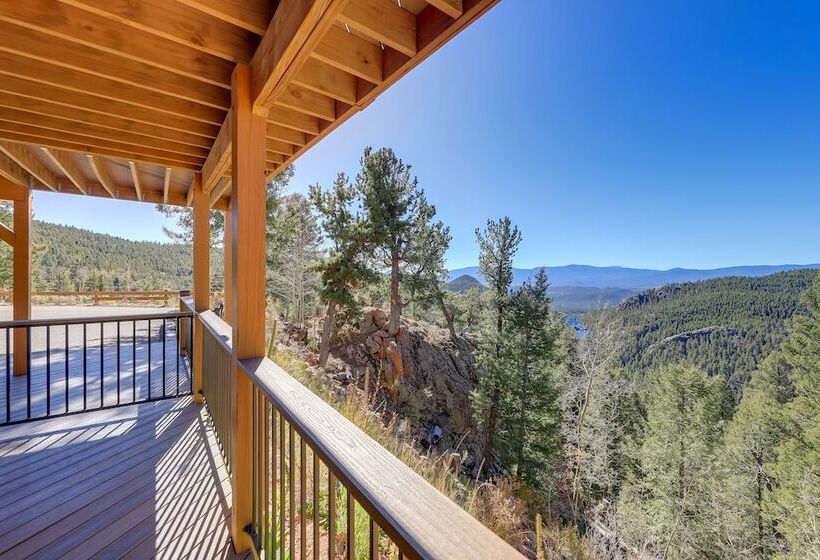 Conifer Haven: Hot Tub & Staunton State Park View