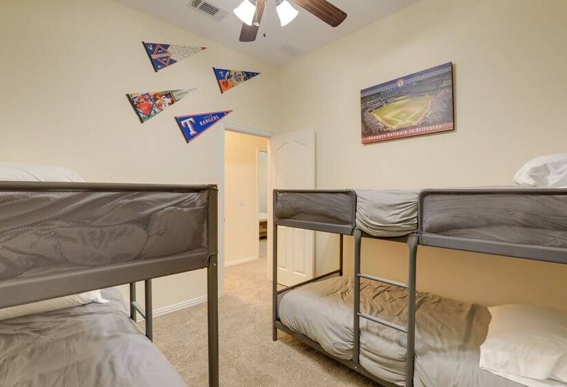 Covered Patio & Large Yard: Mansfield Home