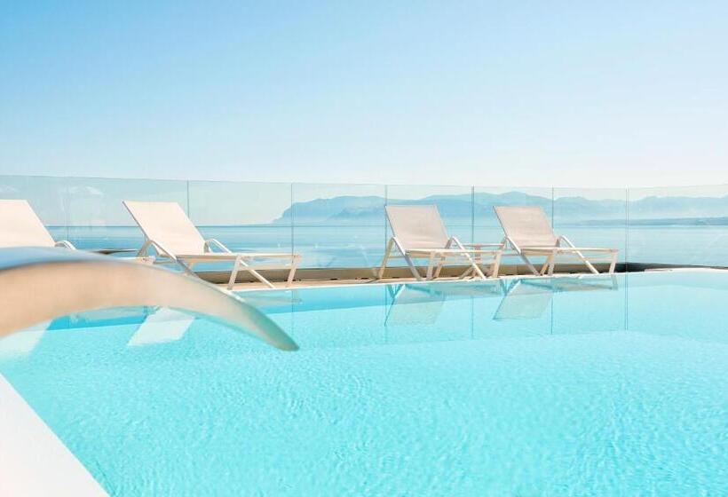 Marina Di Petrolo Apartments