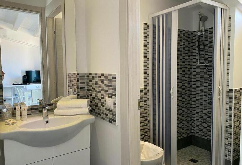 Marina Di Petrolo Apartments